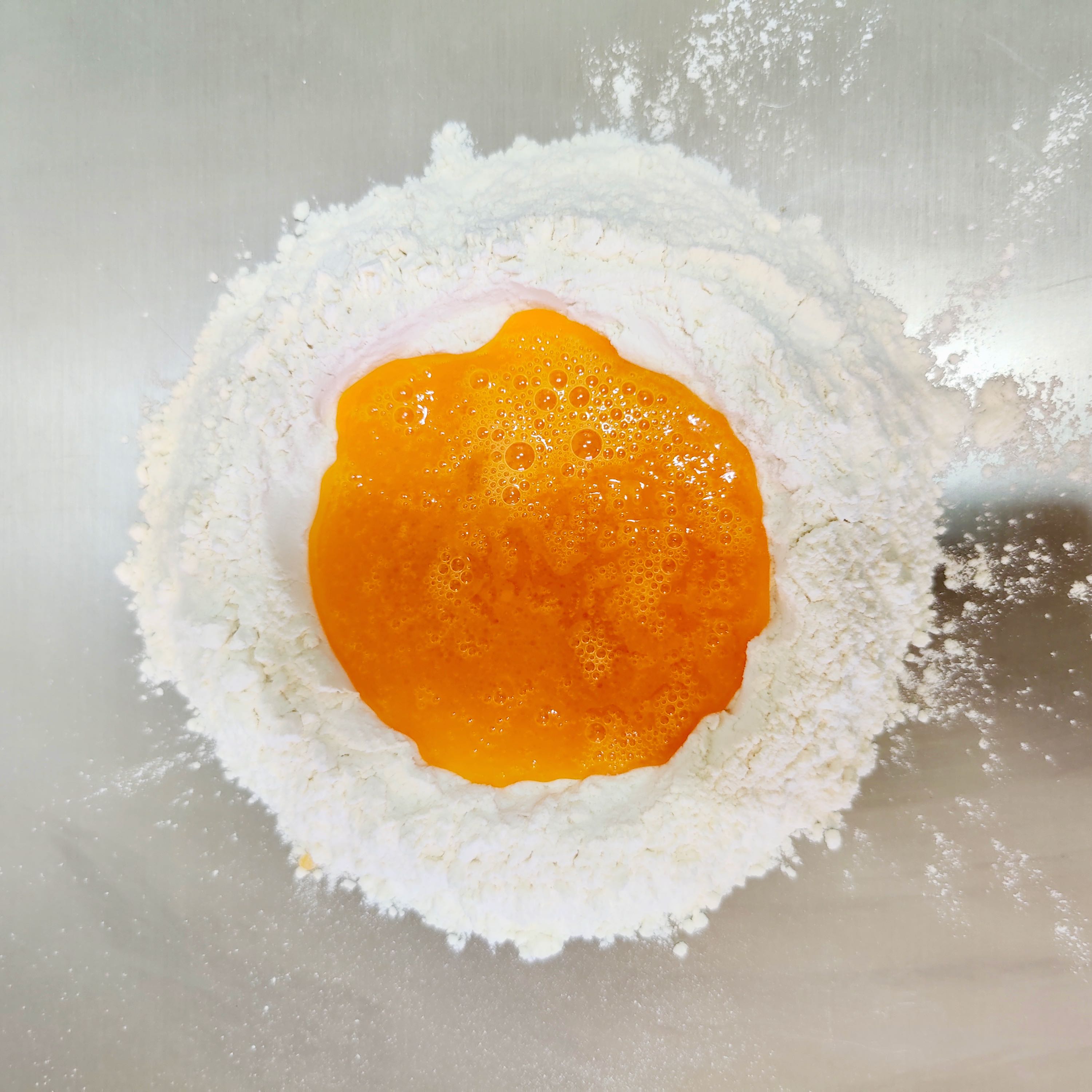 Eggs in flour 