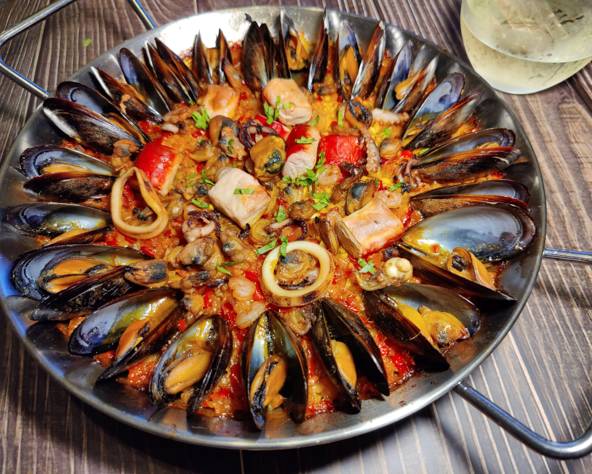 Create Seafood Paella At Home: Secrets Of The Most Tasty Dish